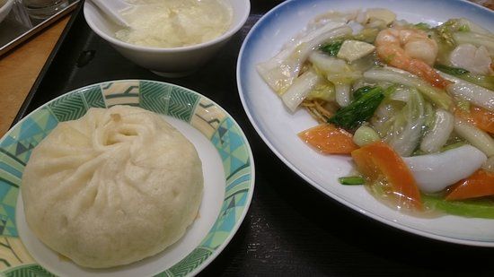 551蓬莱 なんばウォーク店